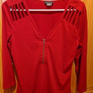 3/4 sleeve blouse with cutout and zipper details